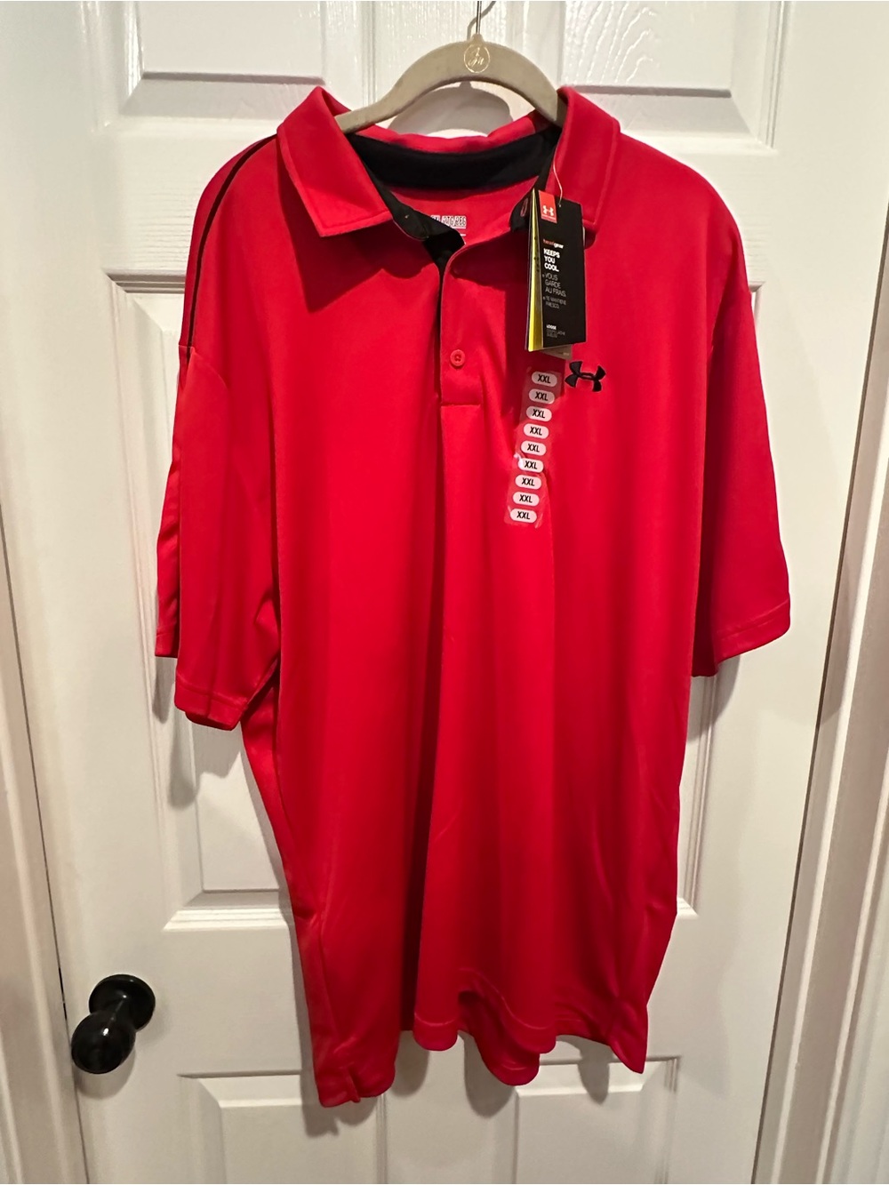Bundle of 2 NWT Under Armour Men’s Polo Pack - Black and Red Performance Shirts - Picture 3 of 7
